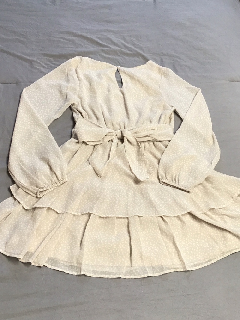 Japna Cream Tiered V‑Neck Long‑Sleeve Dress - Picture 4 of 5